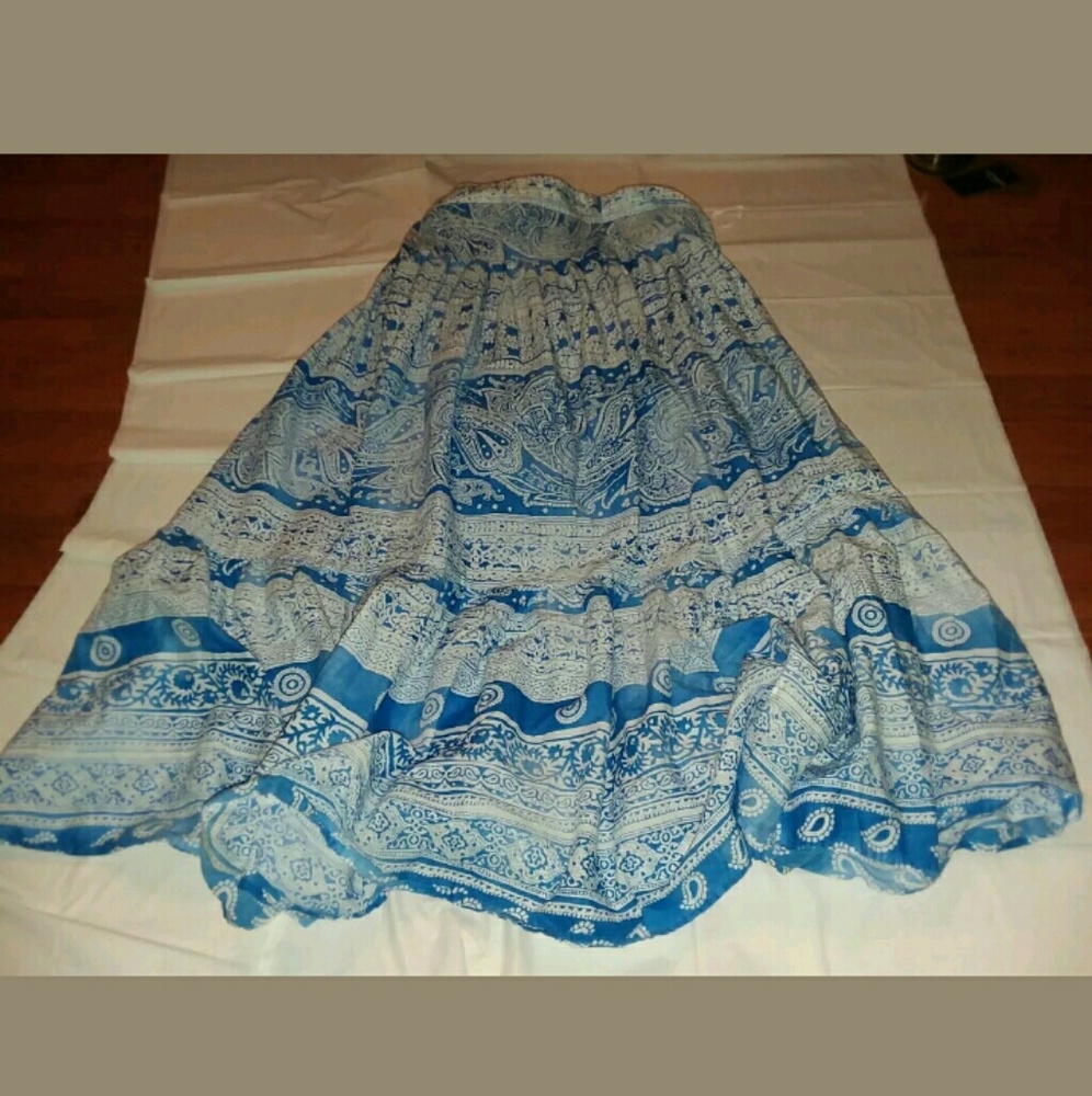 Jones New York Blue Paisley Print Flared Skirt